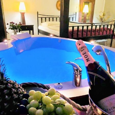 Restauracja - Hotel Mocca D'Oro Mikolow Εξωτερικό φωτογραφία