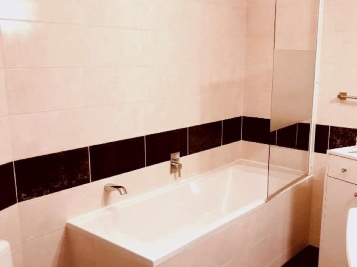 Restauracja - Hotel Mocca D'Oro Mikolow Εξωτερικό φωτογραφία