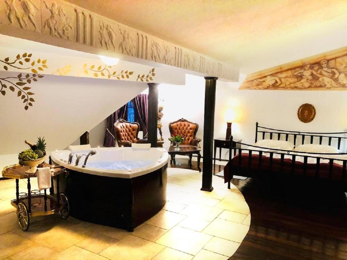 Restauracja - Hotel Mocca D'Oro Mikolow Εξωτερικό φωτογραφία