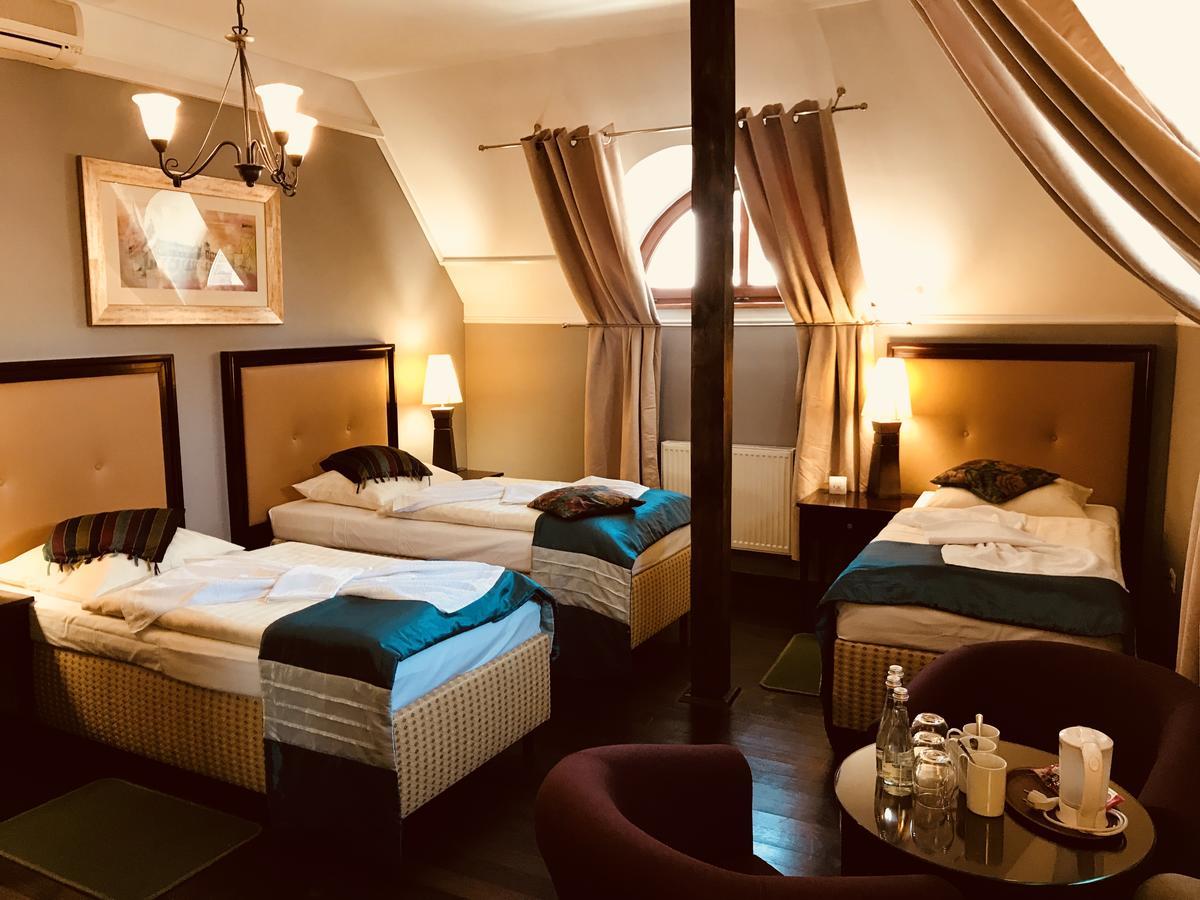 Restauracja - Hotel Mocca D'Oro Mikolow Εξωτερικό φωτογραφία